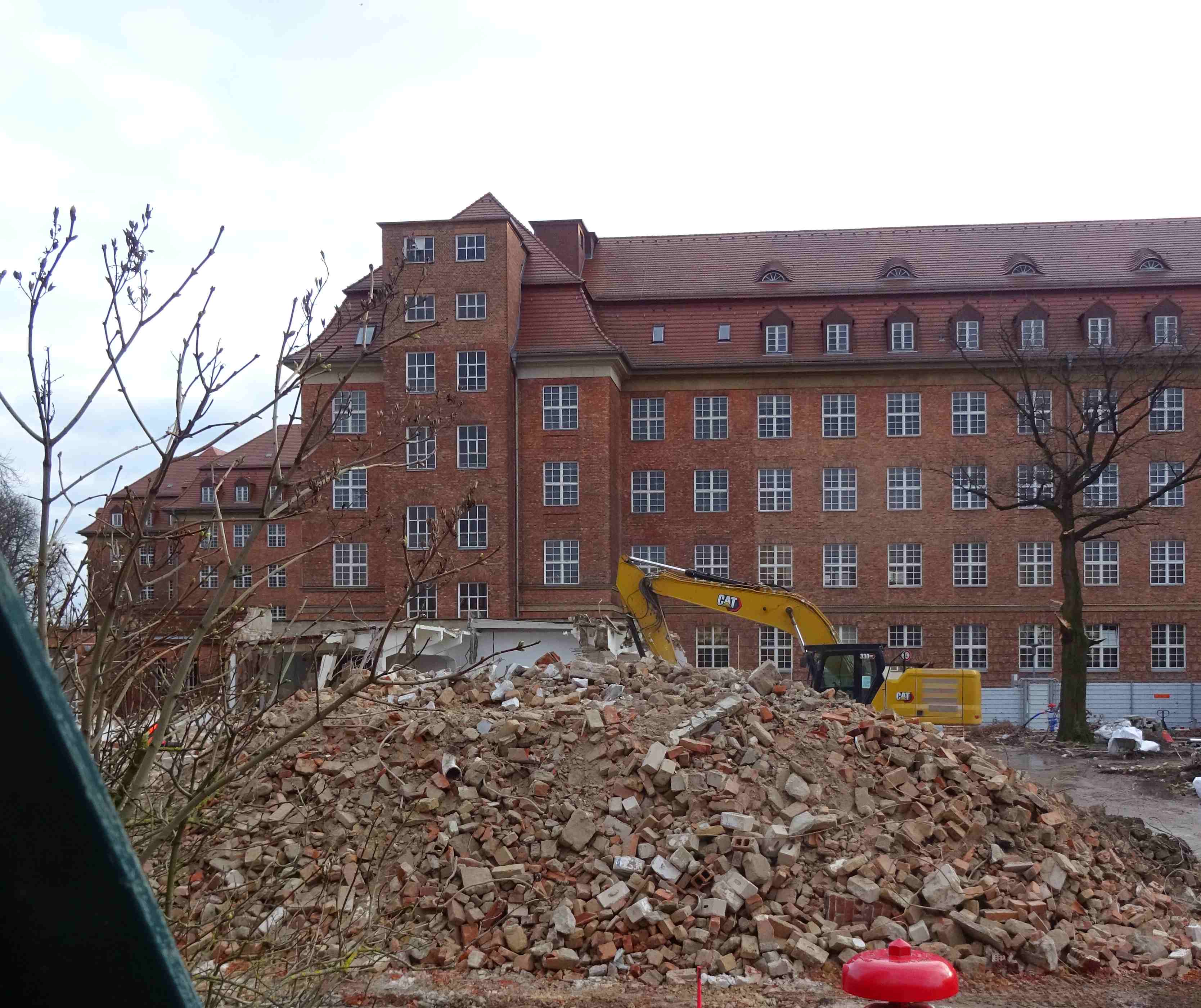 Baubeginn-Feb 2024.jpg